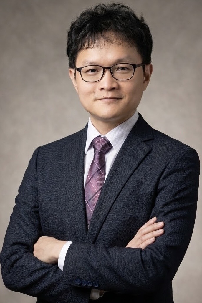 歐陽睿 Ray Ou-Yang